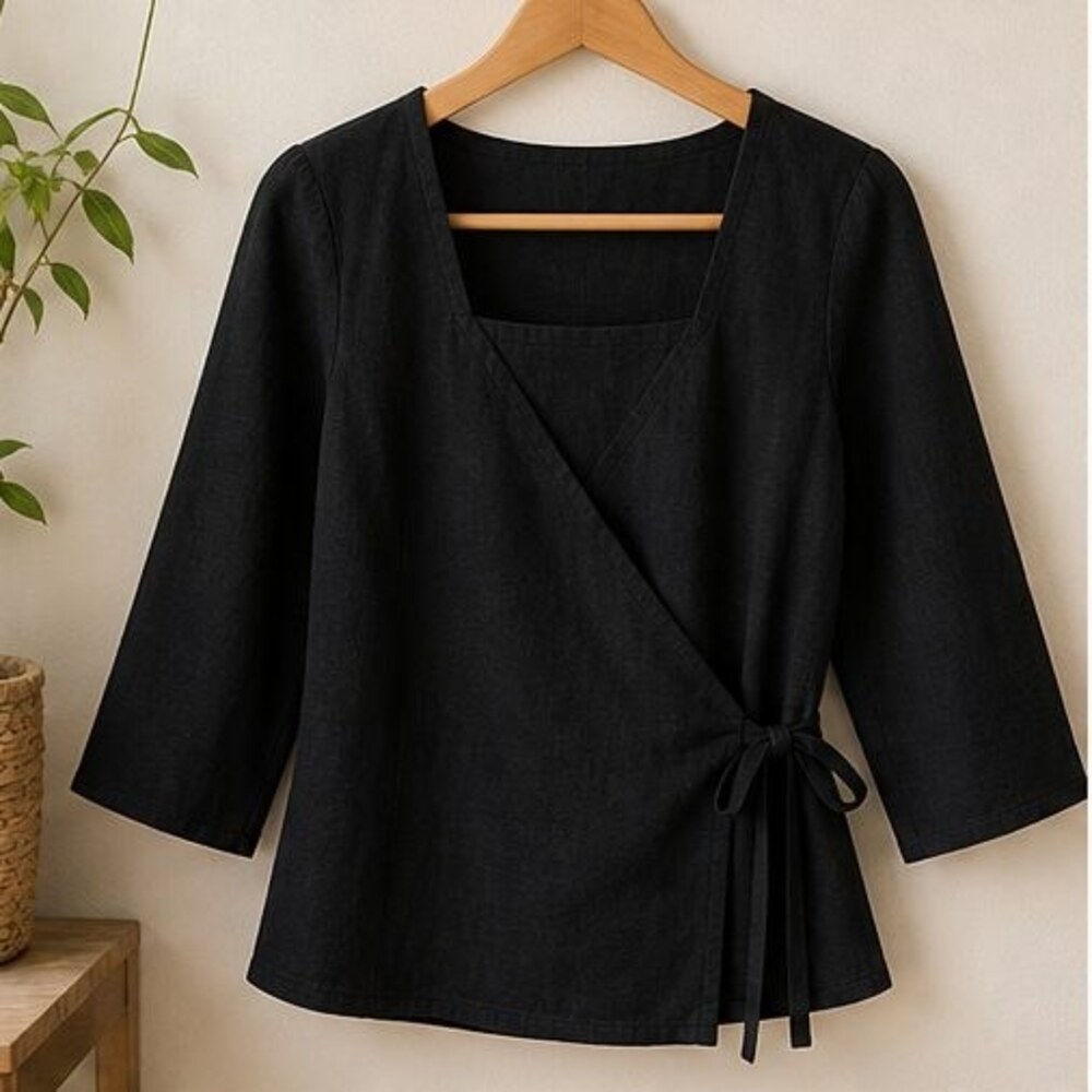 Black Puff Sleeve Top
